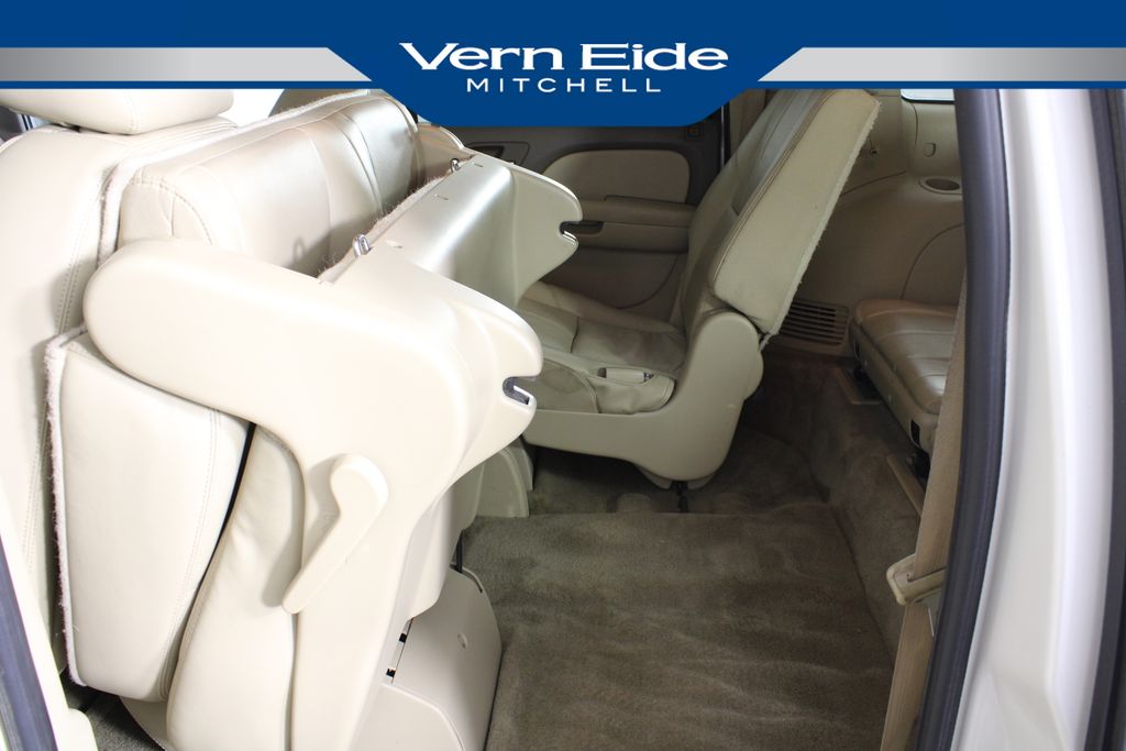 Used 2011 GMC Yukon XL for sale in 