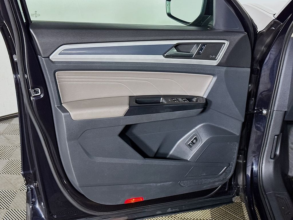 2021 Volkswagen Atlas 3.6L V6 SEL Premium R-Line