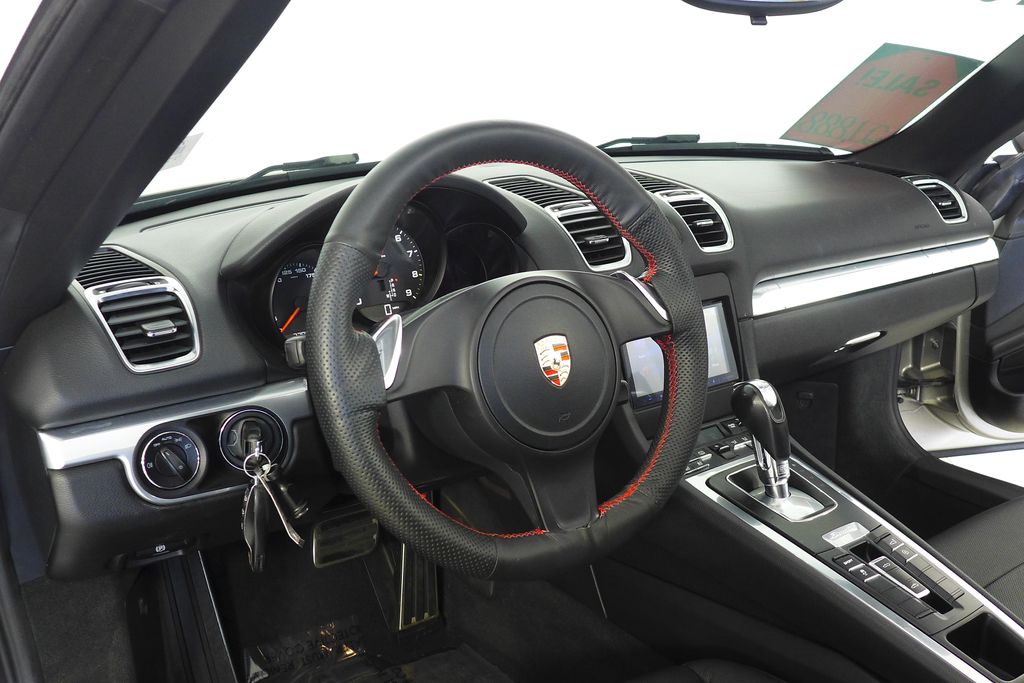 Thumbnail: 2013 Porsche Boxster - 15