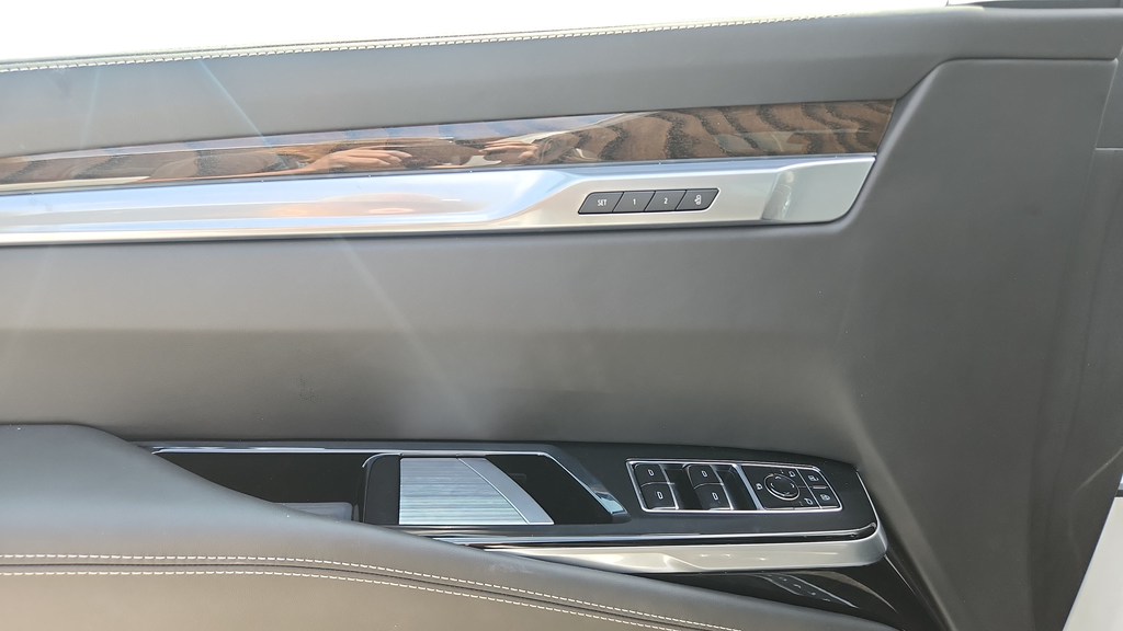 2025 Cadillac Escalade