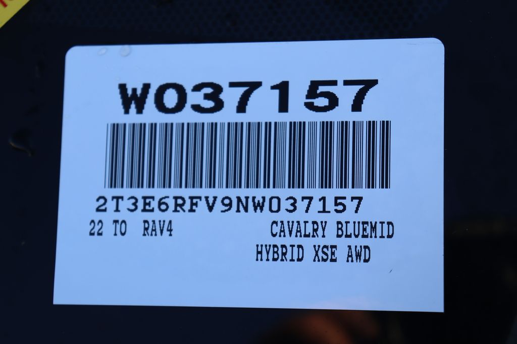 Thumbnail: 2022 Toyota RAV4 - 7