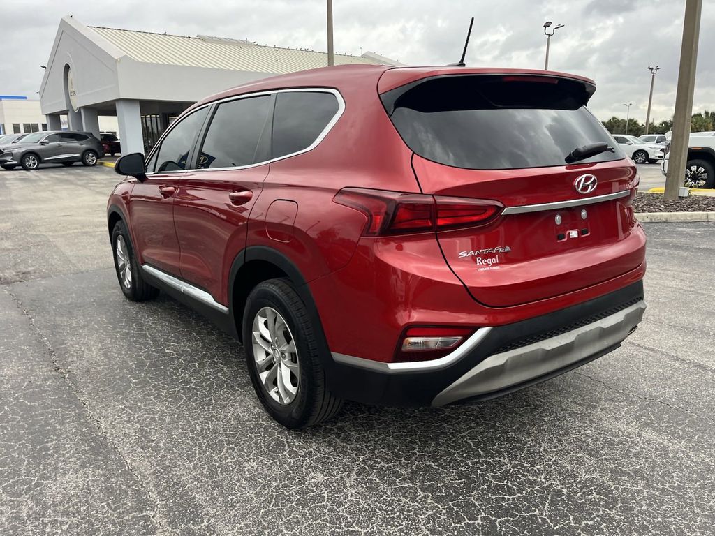 2019 Hyundai Santa Fe SE 7