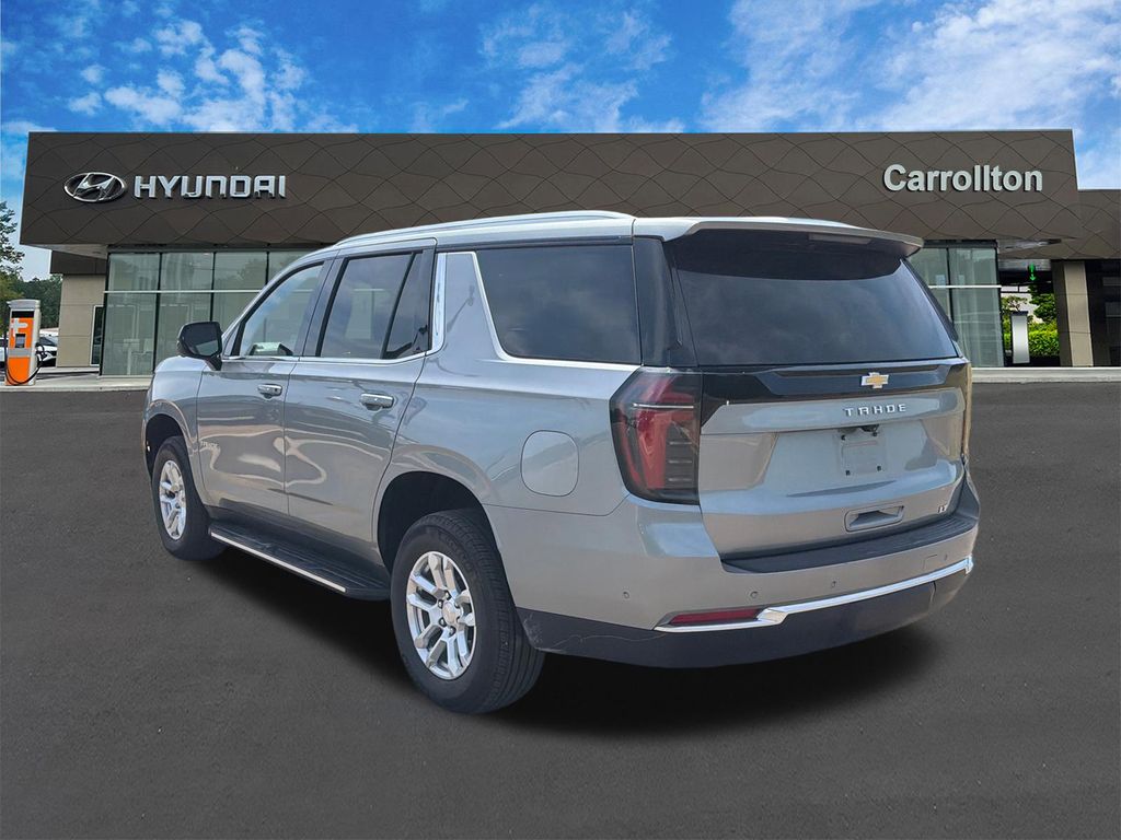 Used 2025 Sterling Gray Metallic Chevrolet LT image 7