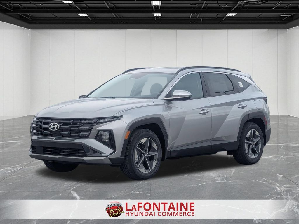 Shimmering Silver 2026 Hyundai Tucson SUV / Crossover Front-Wheel Drive 8-Speed Automatic