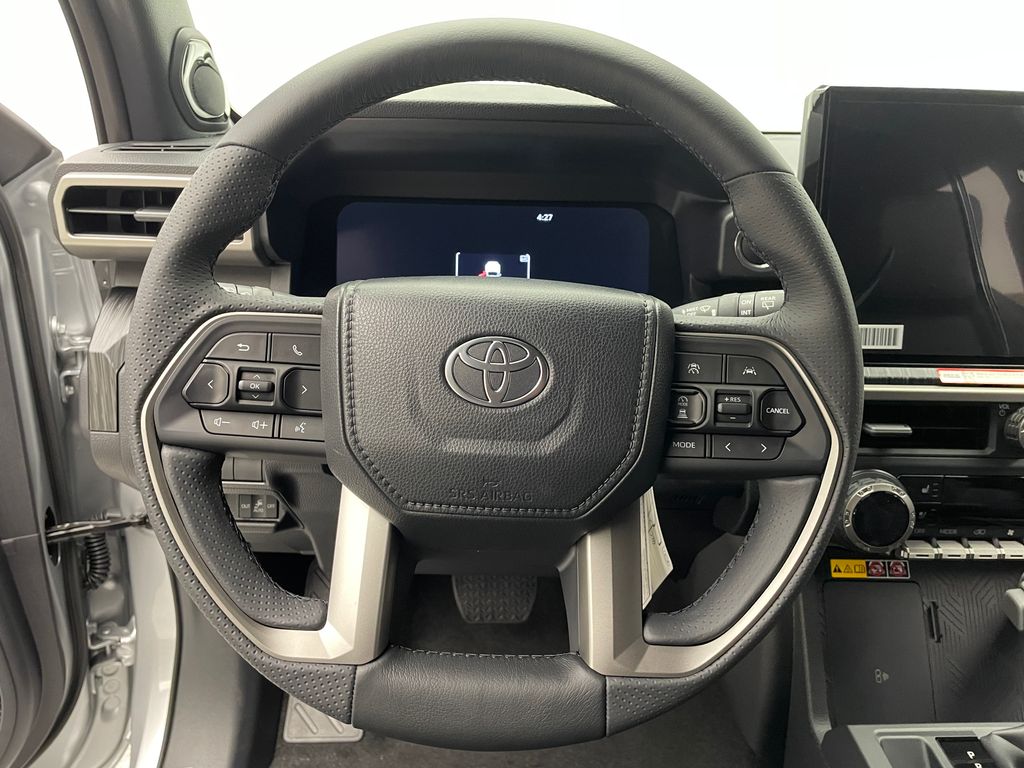Thumbnail: 2025 Toyota 4Runner - 21