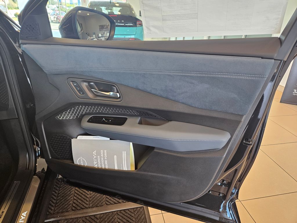 2025 Nissan Ariya PLATINUM+ e-4ORCE