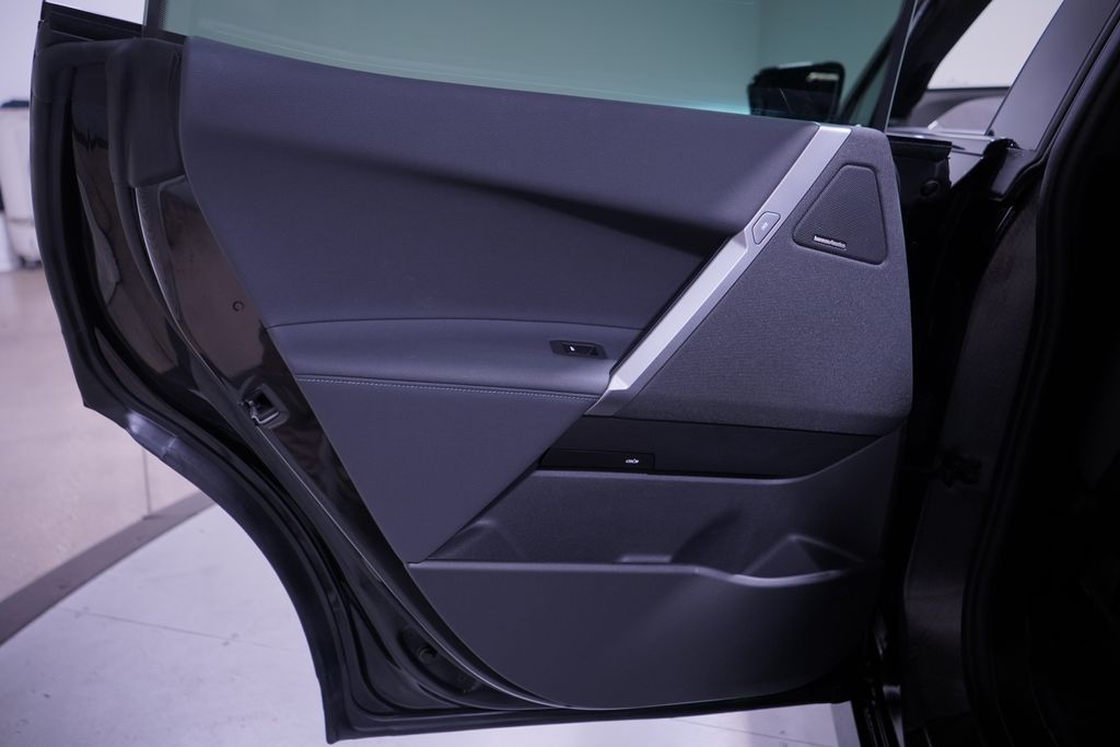 Thumbnail: 2026 BMW iX - 15