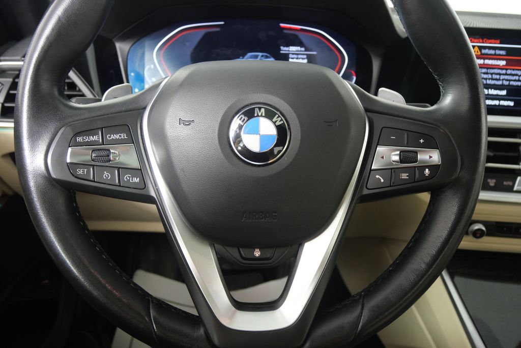 2022 BMW 3 Series 330i xDrive 18