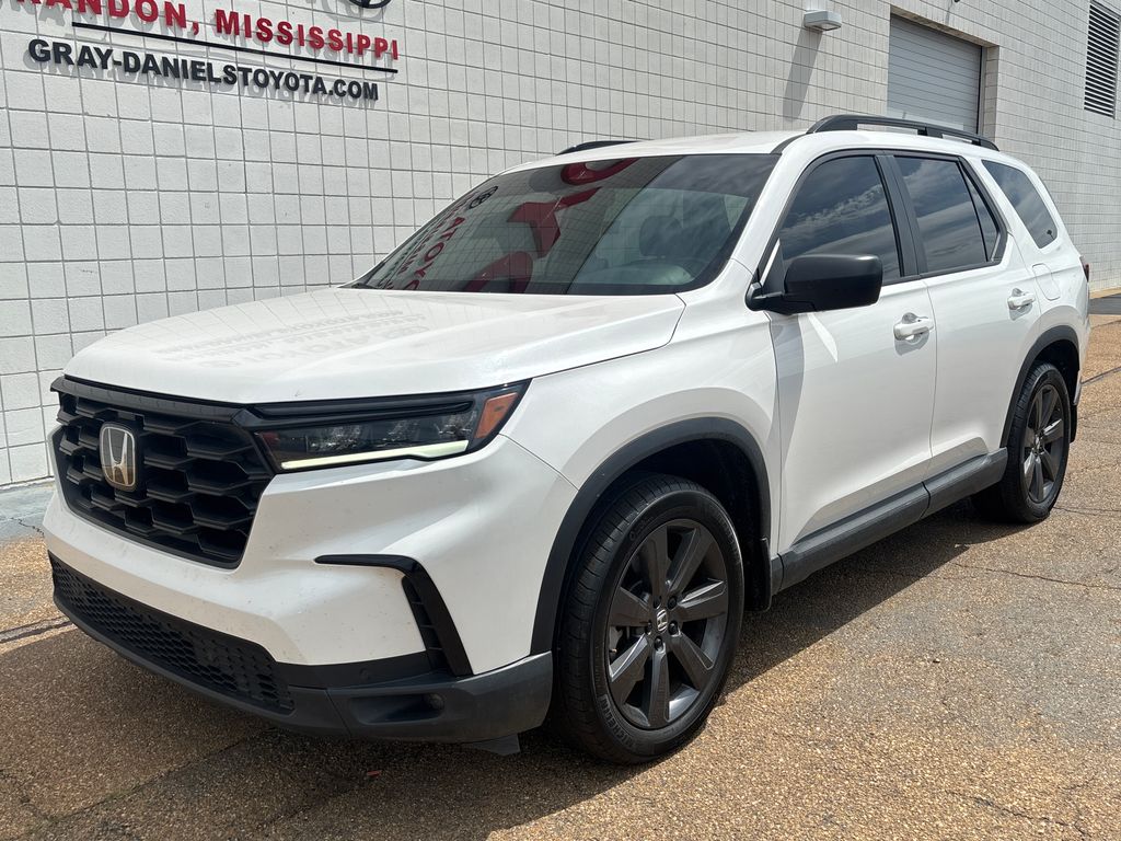 2025 Honda Pilot Sport 2WD's photo