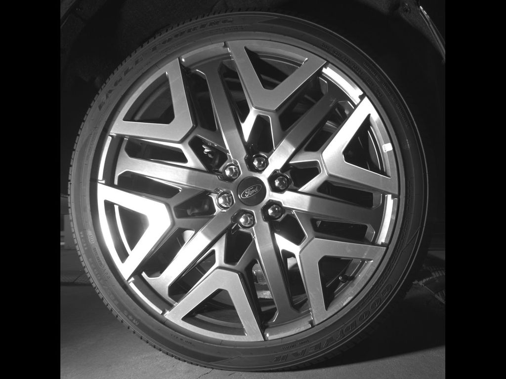 New 2027 Agate Black Metallic Ford MAX Platinum image 11