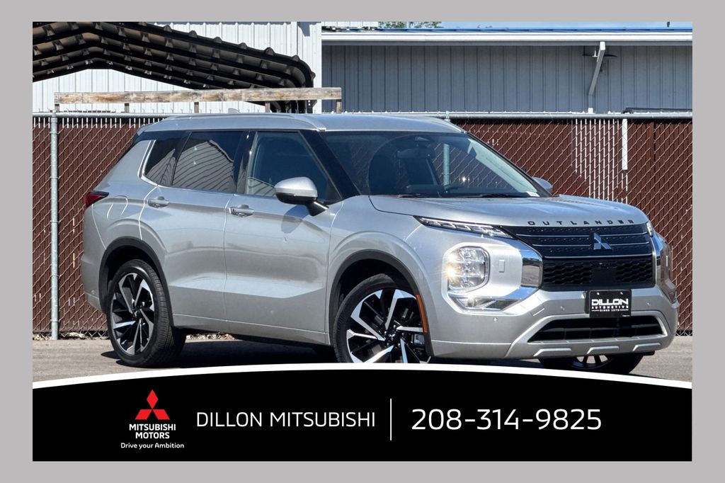 Silver Alloy 2024 Mitsubishi Outlander SUV / Crossover All-Wheel Drive Continuously Variable Transmission