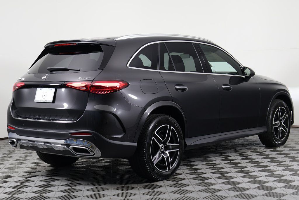 Thumbnail: 2026 Mercedes-Benz GLC - 2