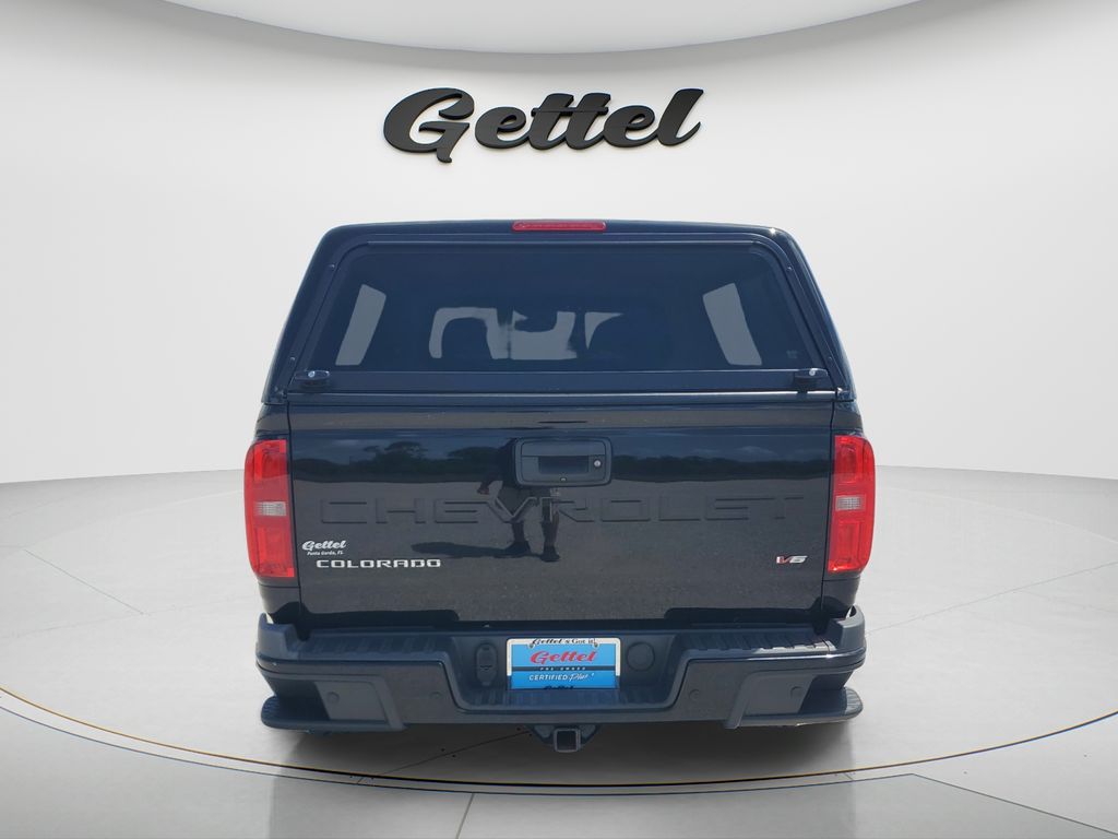 View vehicle photo 5