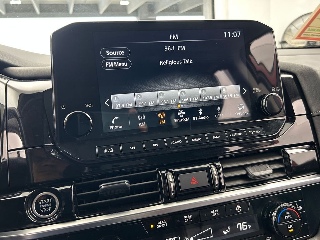 Used 2024 Scarlet Ember Nissan SL image 27