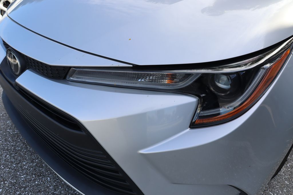 Thumbnail: 2023 Toyota Corolla - 3