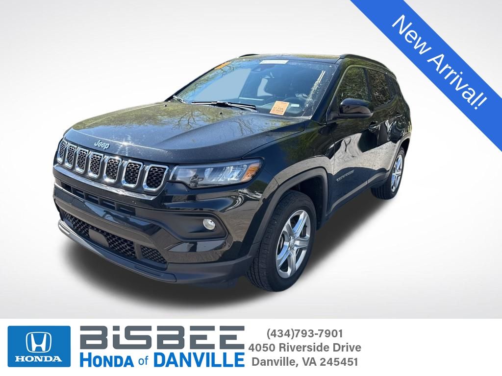 Diamond Black Crystal Pearlcoat 2024 Jeep Compass Latitude 4WD SUV / Crossover Four-Wheel Drive 8-Speed Automatic