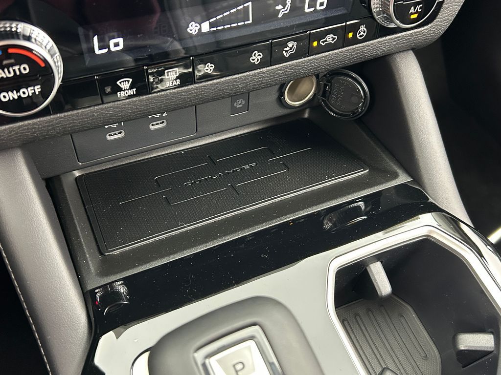 New 2026 Gray Mitsubishi SE image 30