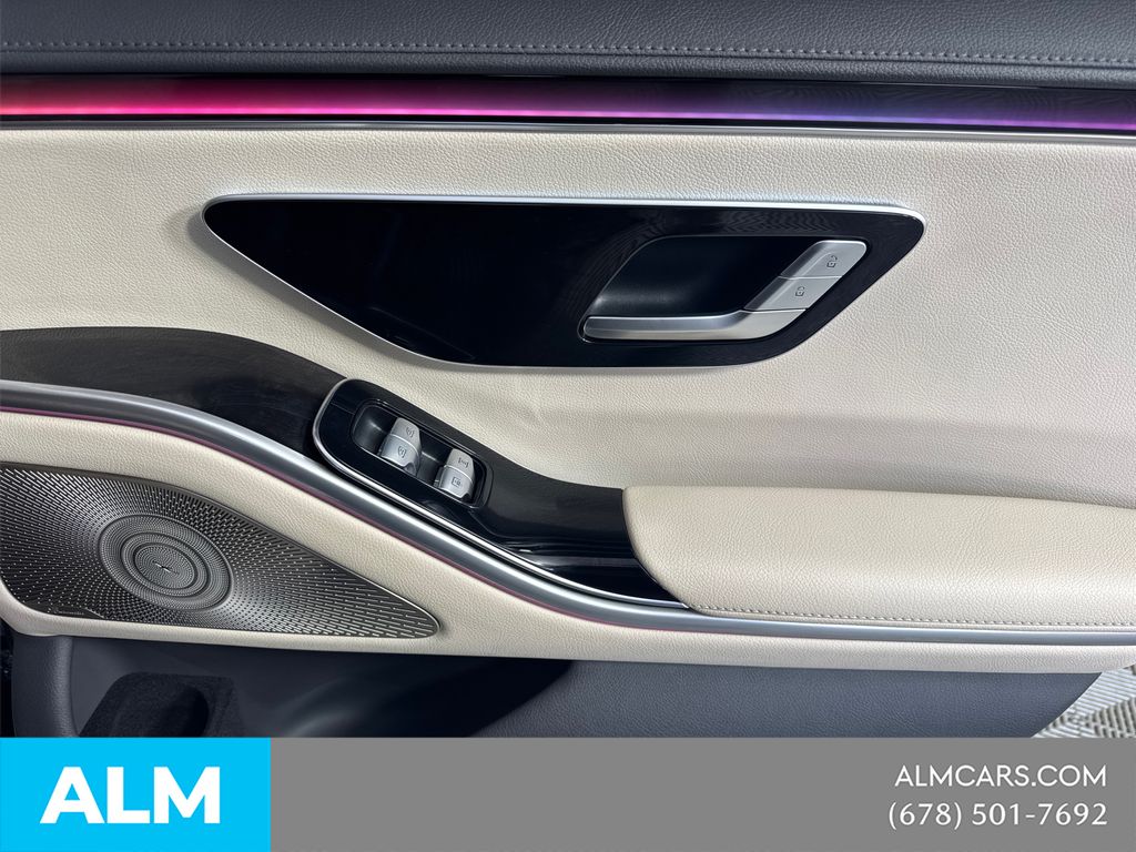 Used 2023  Mercedes-Benz S 500 image 19