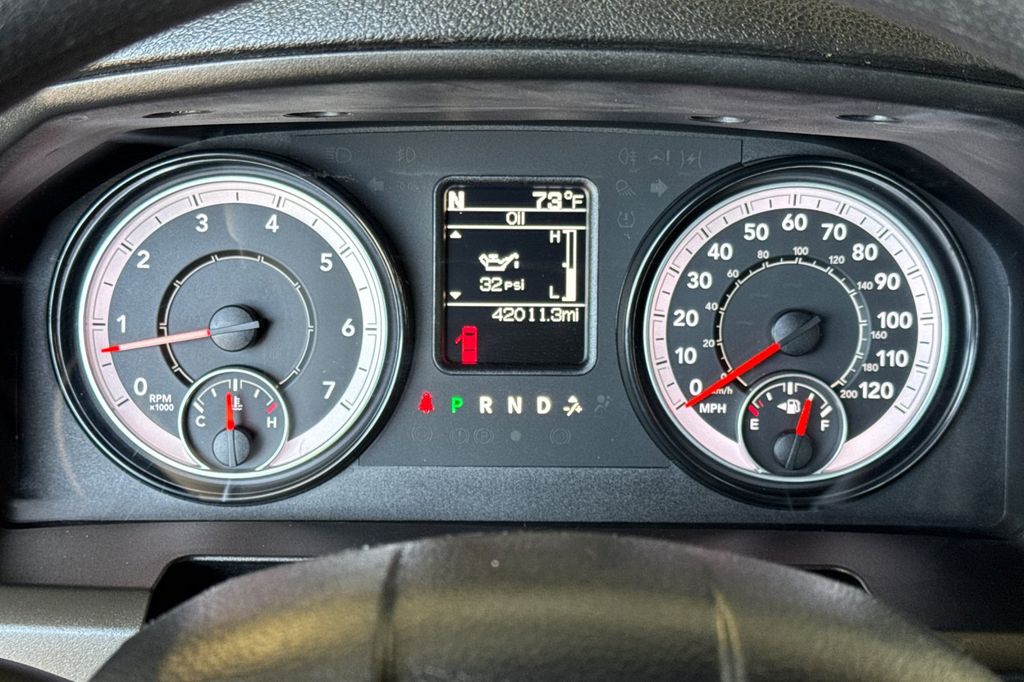 Used 2024 Diamond Black Crystal Pearlcoat Ram Warlock image 28