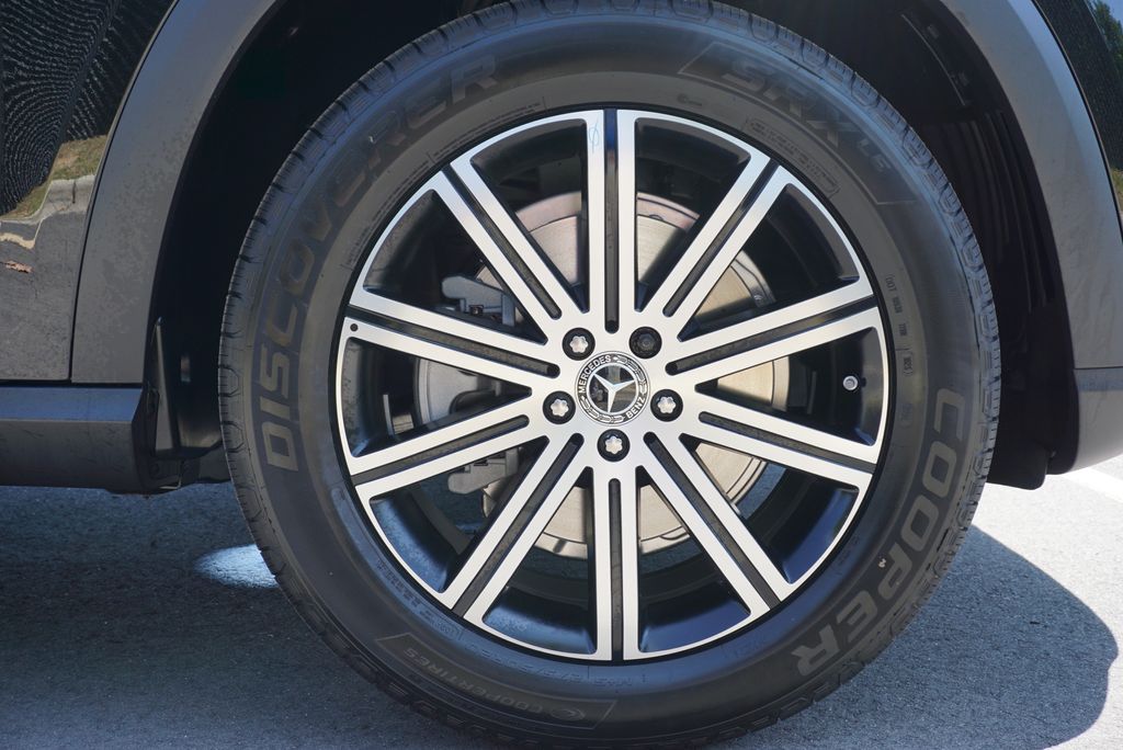 Thumbnail: 2026 Mercedes-Benz GLE - 18