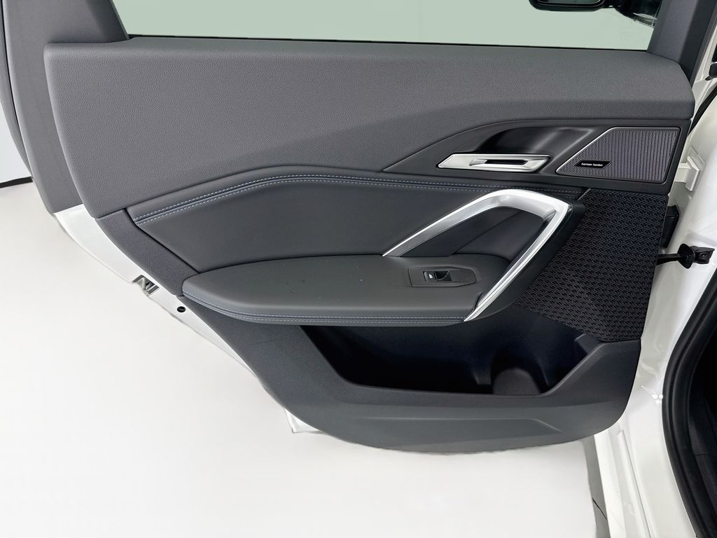 Thumbnail: 2027 BMW X1 - 25