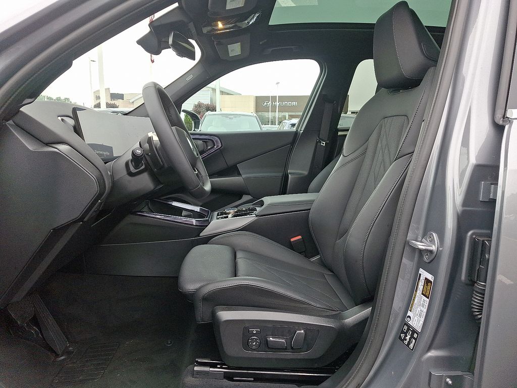 2025 BMW X3 3.0i 14