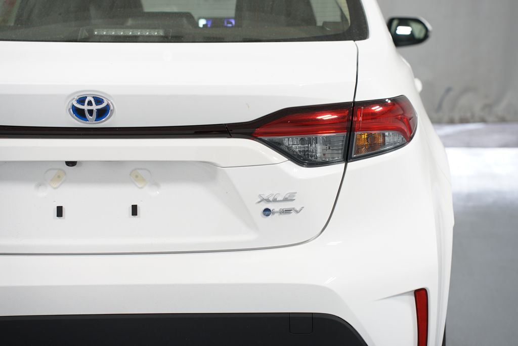 Thumbnail: 2025 Toyota Corolla - 10