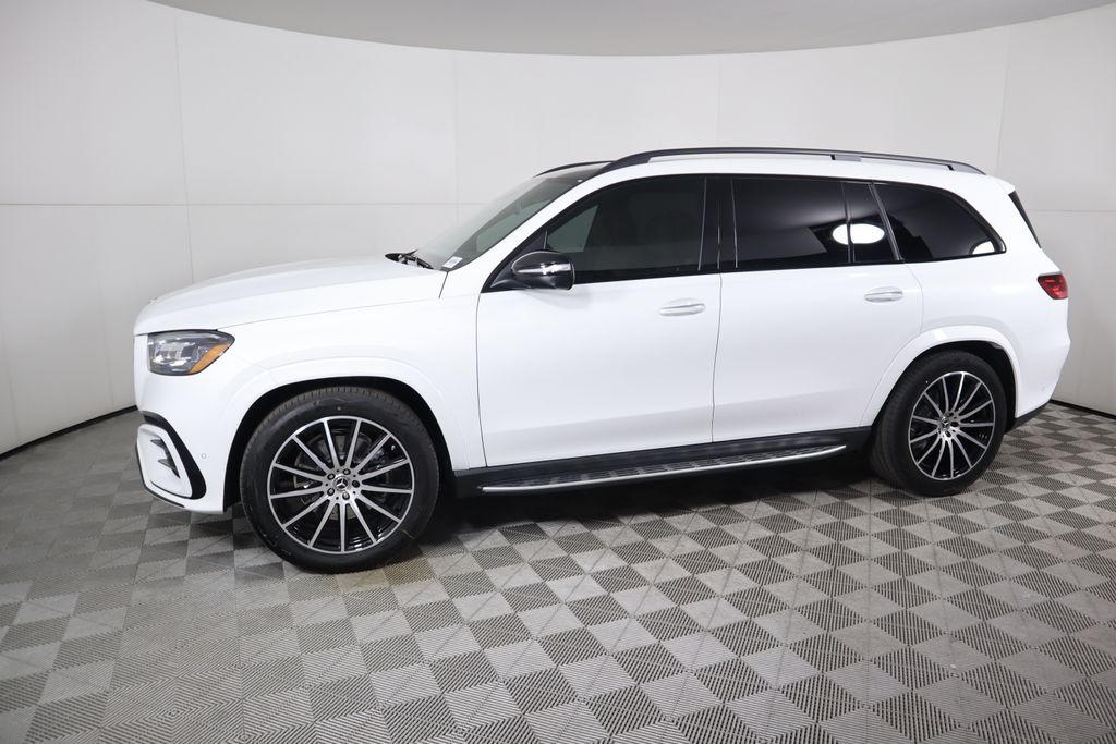 2025 Mercedes-Benz GLS 580 8