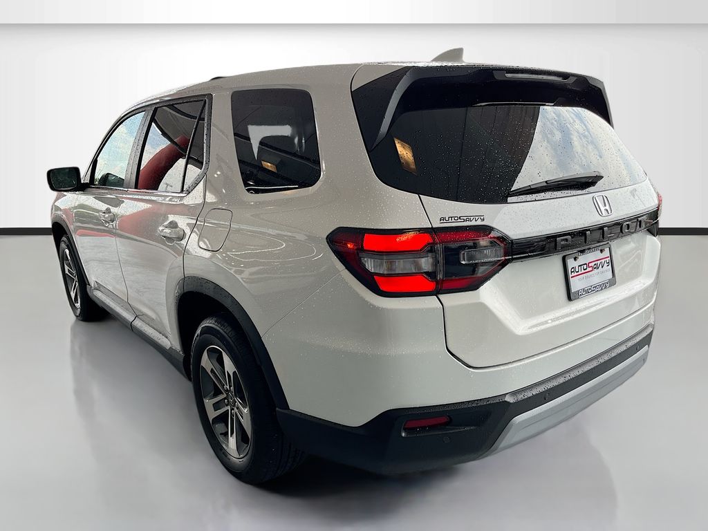 2023 Honda Pilot EX-L White at Emmons Autoplex