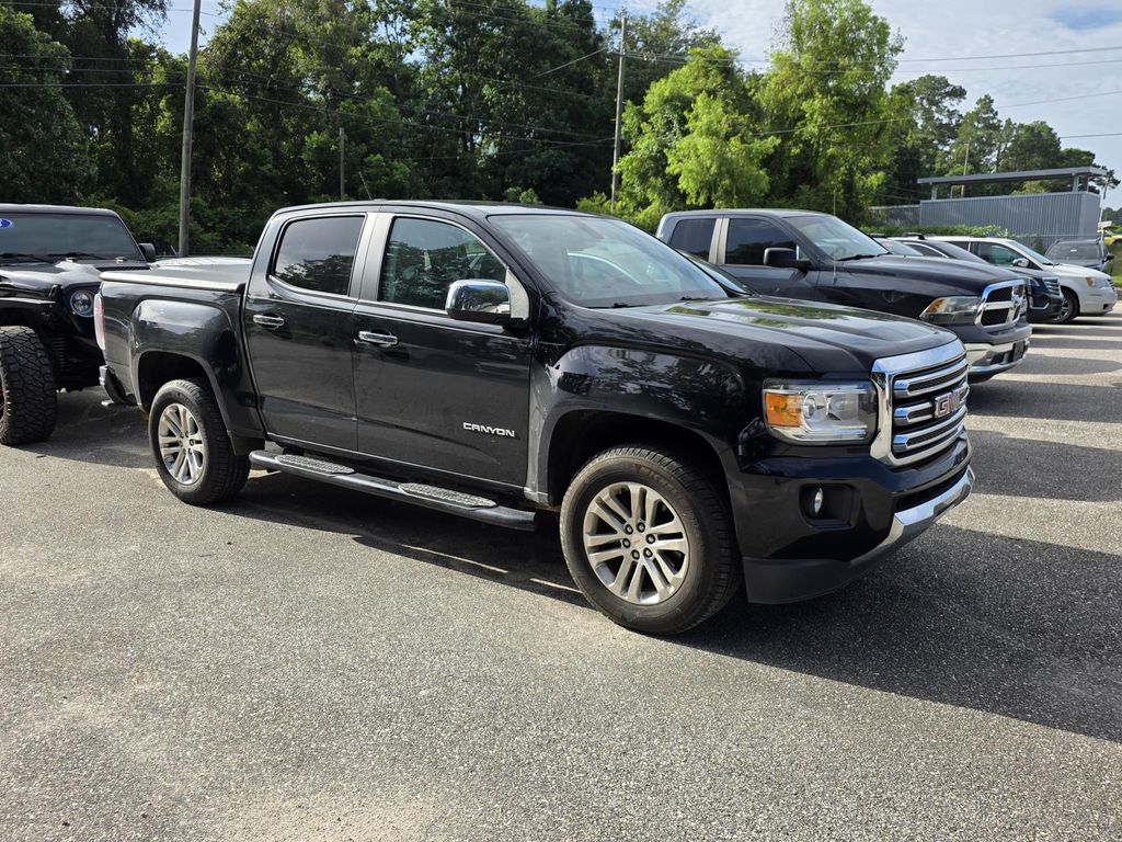 Onyx Black 2017 GMC Canyon Pickup Truck 4X2 8-Speed Automatic