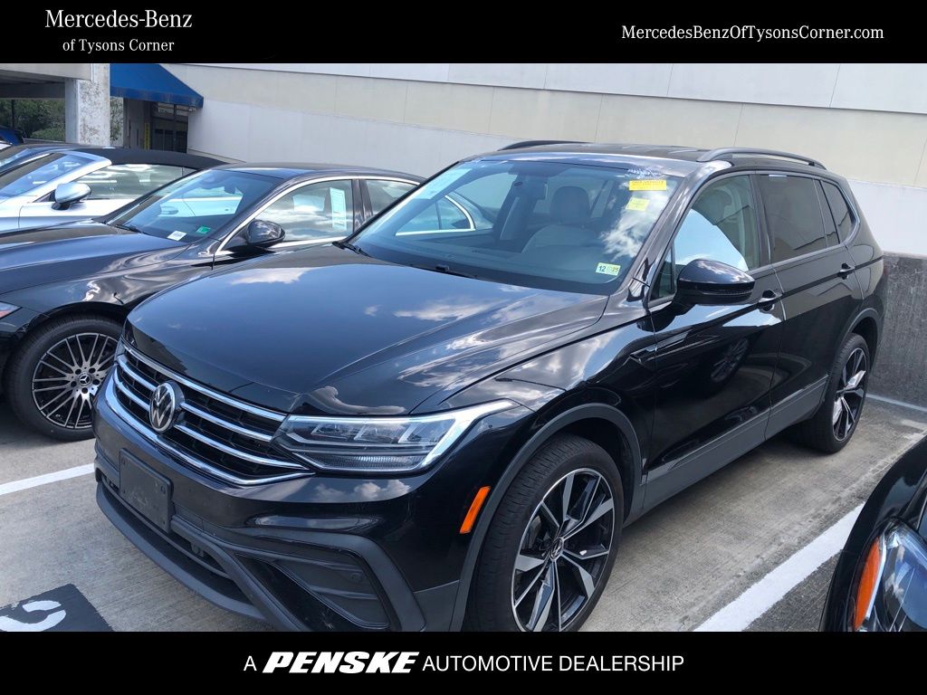 Thumbnail: 2022 Volkswagen Tiguan - 1