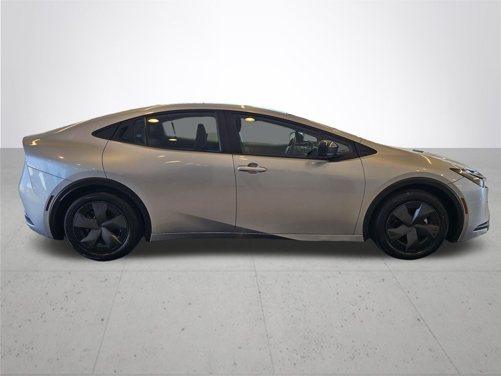 2024 Toyota Prius LE