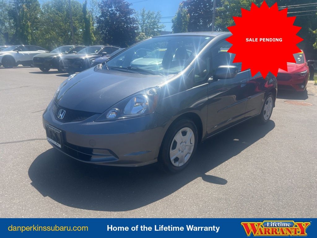 Polished Metal Metallic 2013 Honda Fit Base Hatchback Front-Wheel Drive 5-Speed Manual