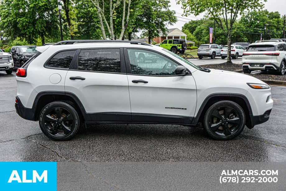 Used 2016 White Jeep Altitude image 9