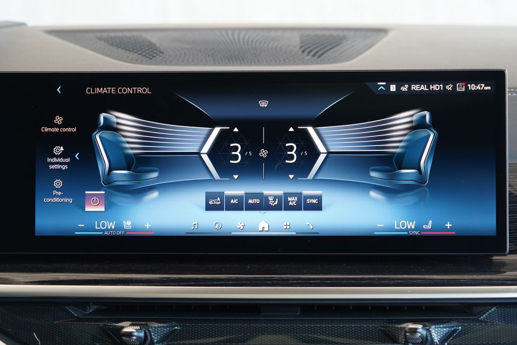 Thumbnail: 2027 BMW X7 - 17