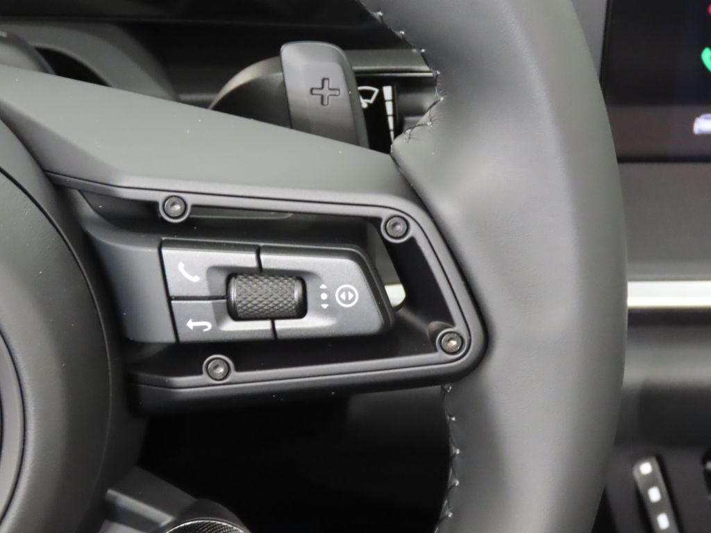 Thumbnail: 2026 Porsche 911 - 30