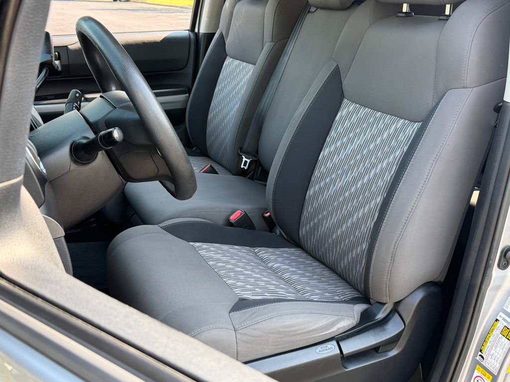 Thumbnail: 2019 Toyota Tundra - 16