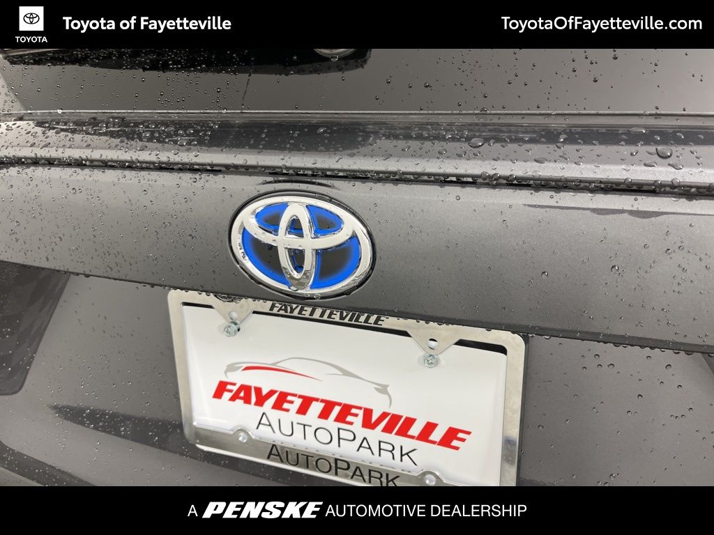 Thumbnail: 2024 Toyota RAV4 - 12