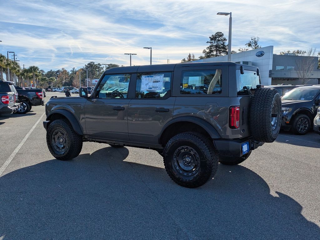 2025 Ford Bronco 
