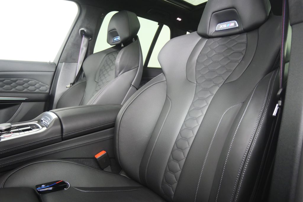 Thumbnail: 2026 BMW X5 - 11