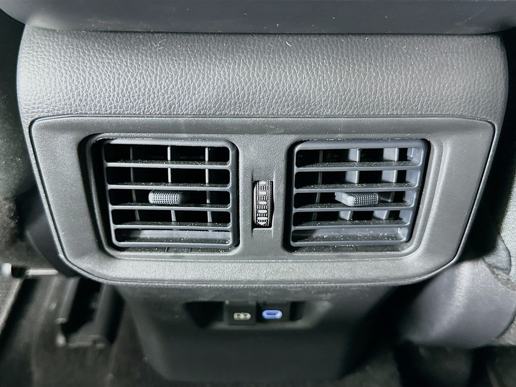 Thumbnail: 2025 Toyota RAV4 - 25