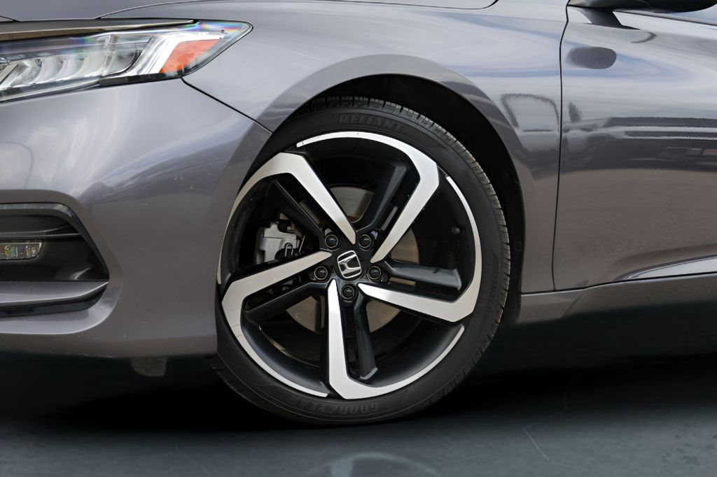 Used Car 2020 Honda Accord  Sport 2.0t For Sale Under $30,000 In Austin, Texas