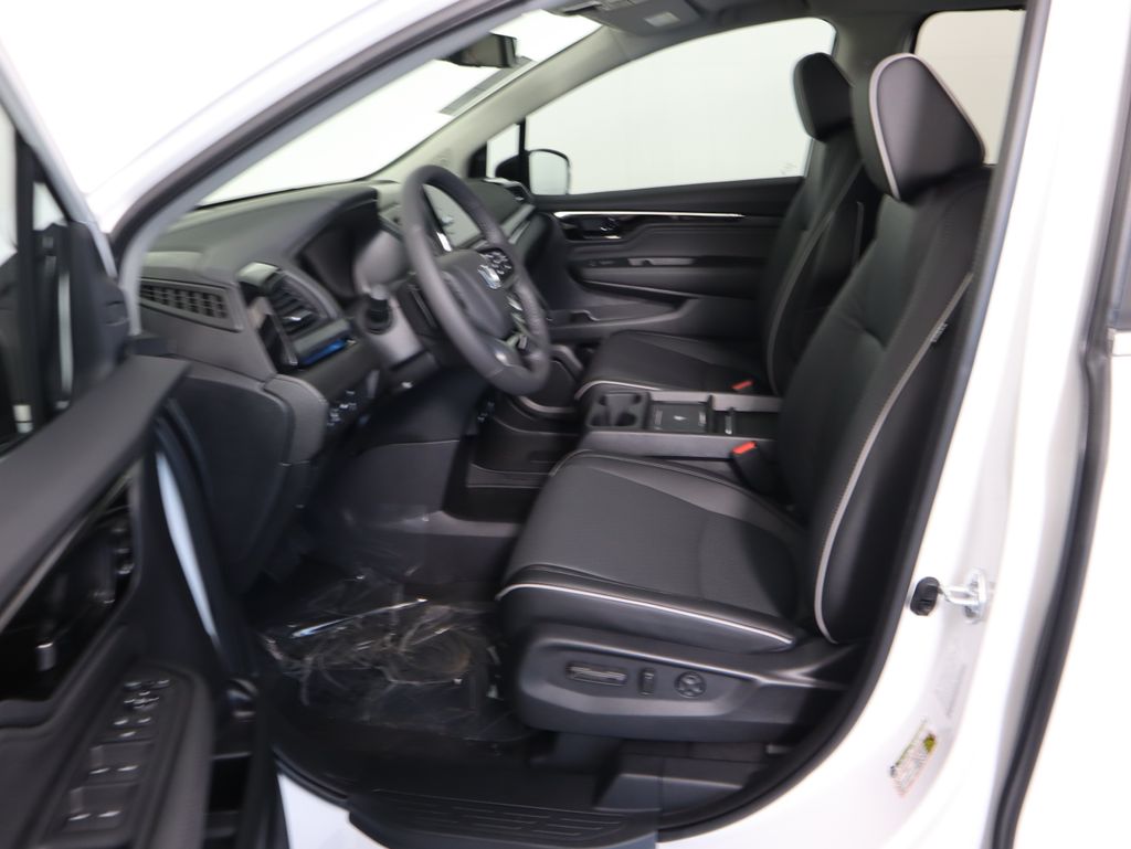 Thumbnail: 2026 Honda Odyssey - 20