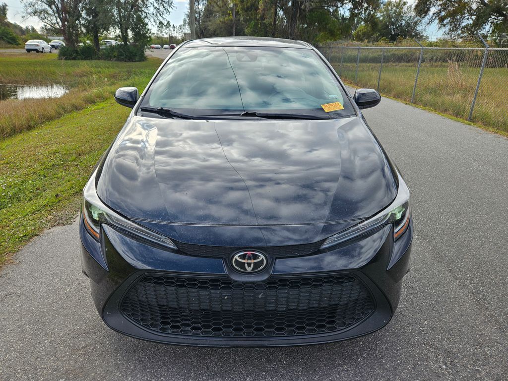 2022 Toyota Corolla LE 8