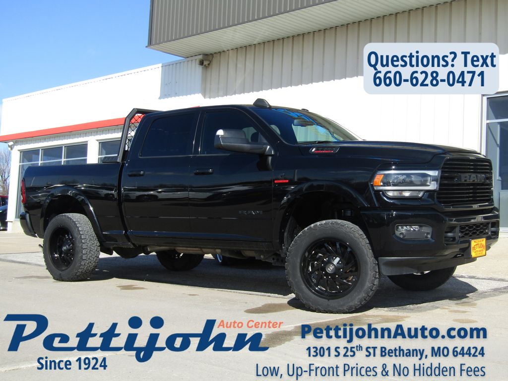 2020 RAM 3500 Laramie Crew Cab 4WD