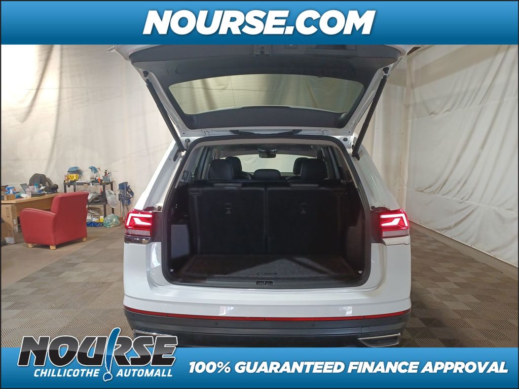 2023 Volkswagen Atlas 2.0T SE w/Technology photo