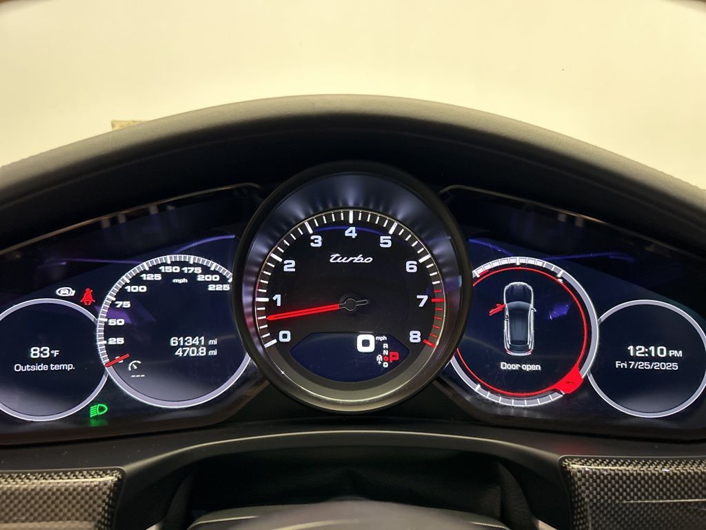 Thumbnail: 2018 Porsche Panamera - 16
