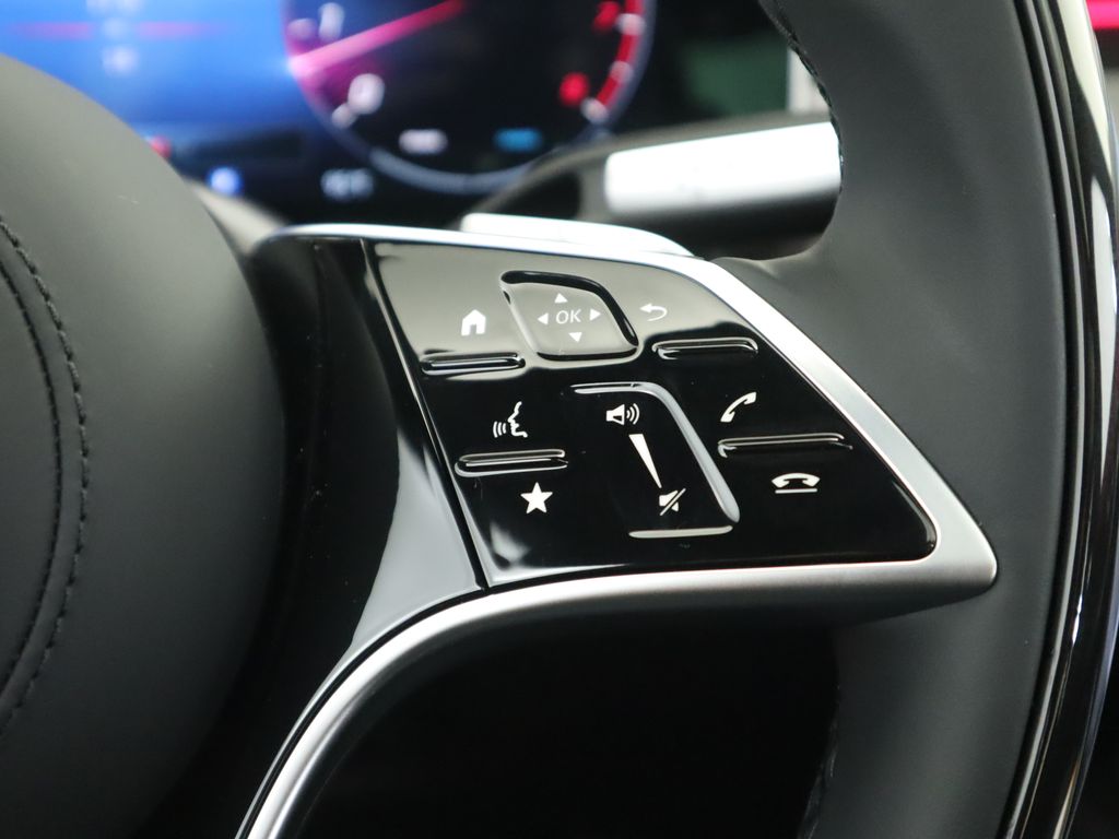 Thumbnail: 2025 Mercedes-Benz S-Class - 13