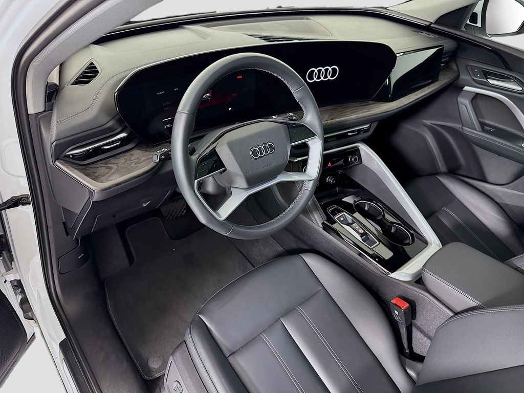 Thumbnail: 2025 Audi Q5 - 9