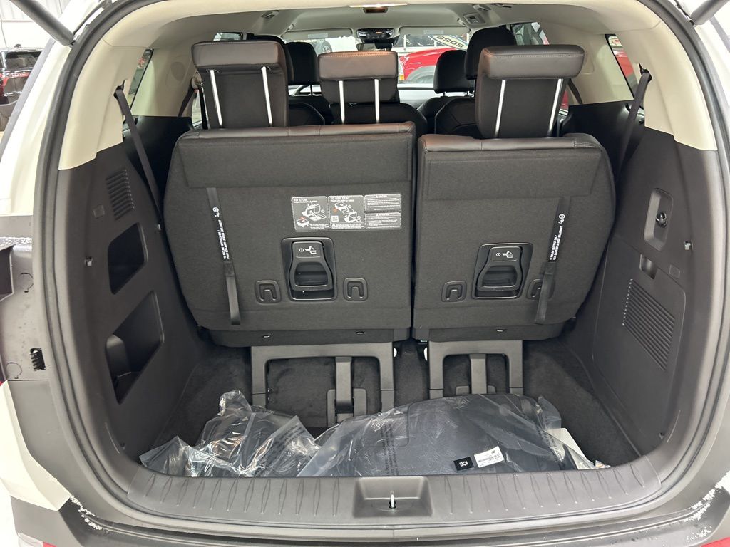 new 2026 Kia Carnival car, priced at $44,615